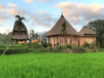 Villa Kunang Kunang
