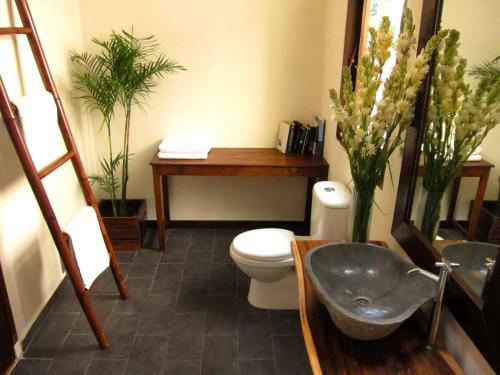 Hotel Tiga Lima Homestay
