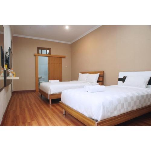 Hostal Omah Sastro 2