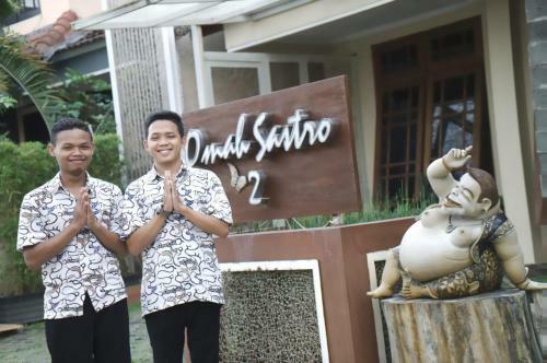 Hostal Omah Sastro 2