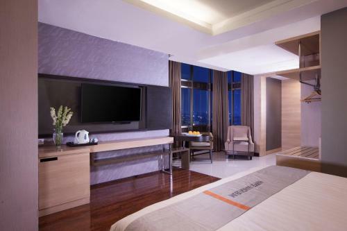 Hotel Harper Mangkubumi