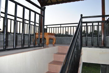 Hotel Ganesha Home Stay
