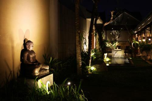 Grand Marto Hotel