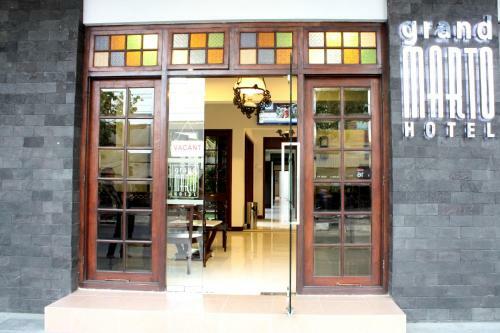 Grand Marto Hotel