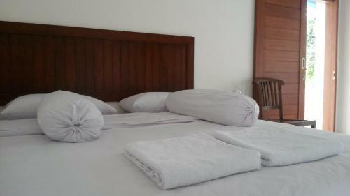 Hostal The West Side