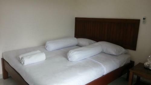 Hostal The West Side