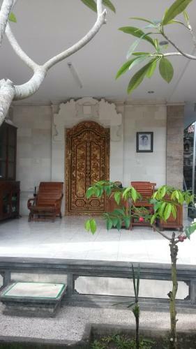 Hostal The West Side