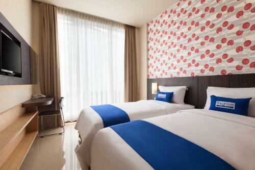 The Grove Express Timoho Hotel