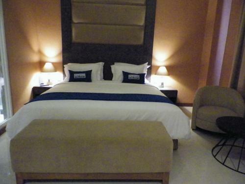 The Grove Express Timoho Hotel