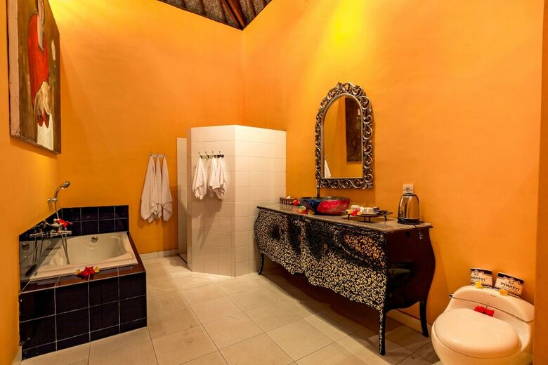 Hotel Tanah Merah Resort & Gallery