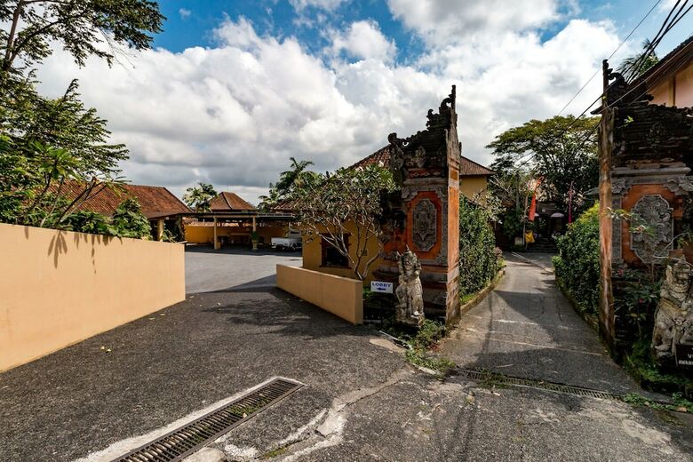 Hotel Tanah Merah Resort & Gallery
