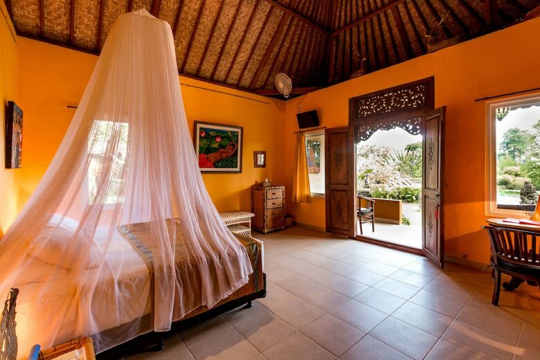 Hotel Tanah Merah Resort & Gallery