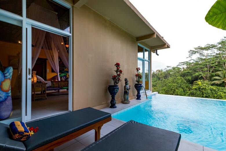 Hotel Tanah Merah Resort & Gallery