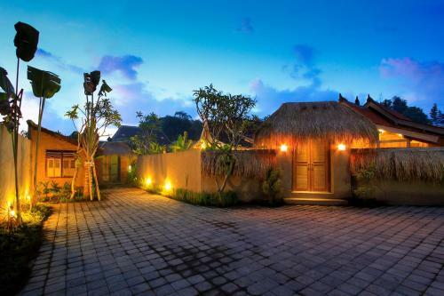 Villa Rumah Tyang