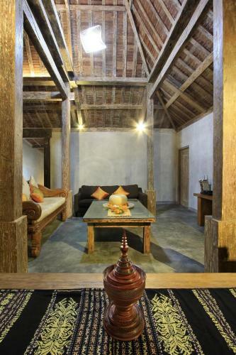 Villa Rumah Tyang