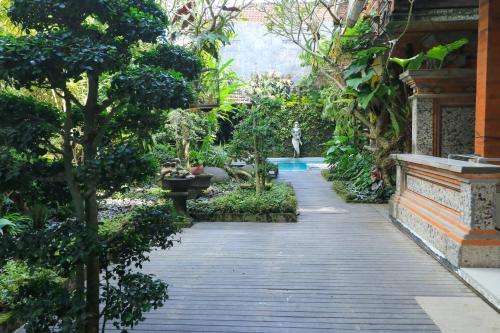 Hostal Pering Bungalow
