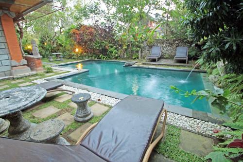 Hostal Pering Bungalow