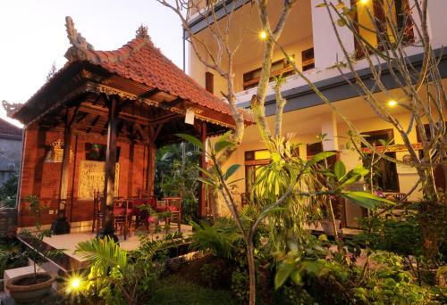 Hostal Brata Inn