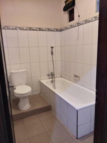 Hostal Brata Inn