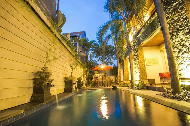 Hostal Puri Sindhu Mertha Guest House