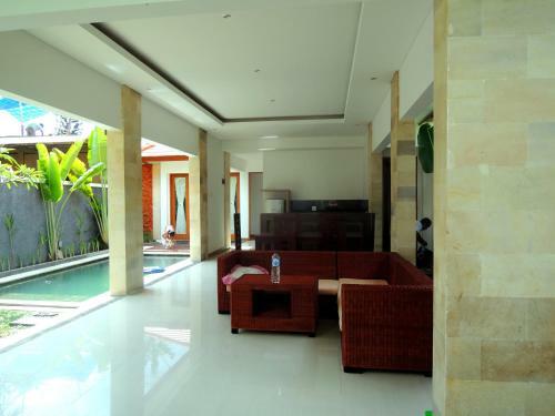 Villa Jayastuti House