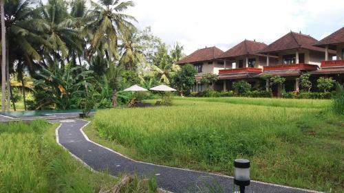 Hostal Arjana Bungalows Rice Field