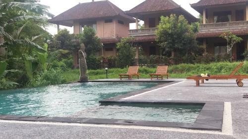 Hostal Arjana Bungalows Rice Field