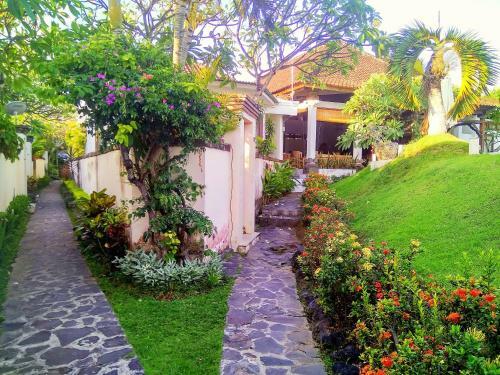 Hotel Nipuri Resort And Restaurant