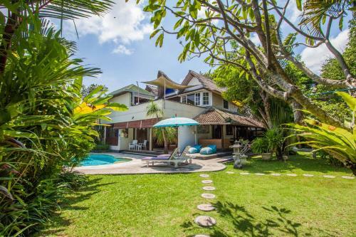 Bed & Breakfast Seminyak Oasis