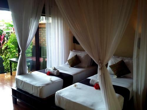 Hostal The Sari Bungalows