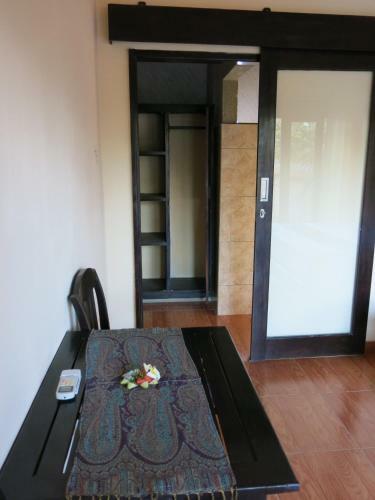 Hostal The Sari Bungalows