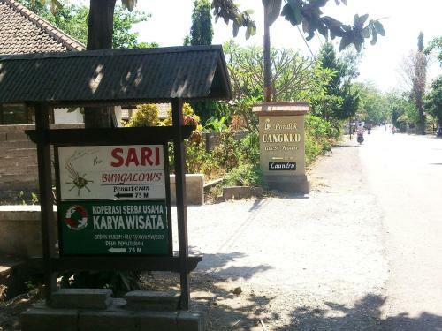 Hostal The Sari Bungalows