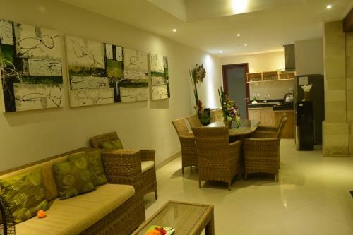 Taman Kesari Villas