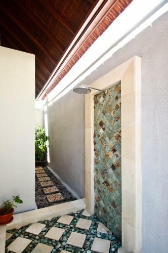Taman Kesari Villas