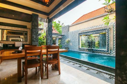 Taman Sari Bali Villas Kerobokan