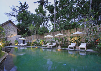 Hotel Puri Sunia Resort
