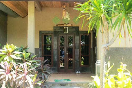 Hostal Mai Mondok Guest House