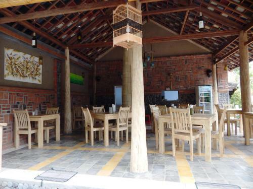 Hostal Mai Mondok Guest House