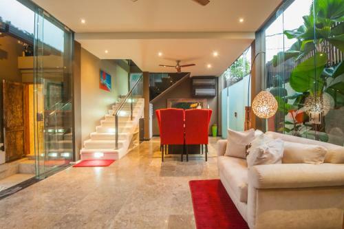 Villa Cicada Executive Residence