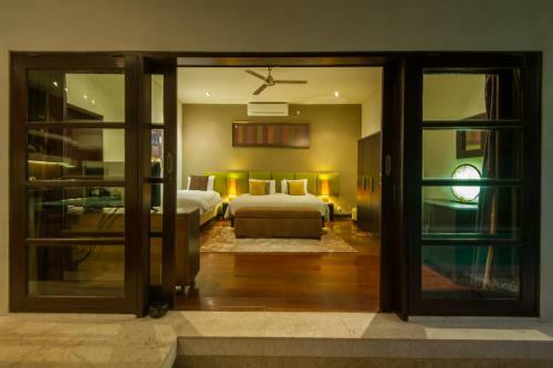 Villa Cicada Executive Residence