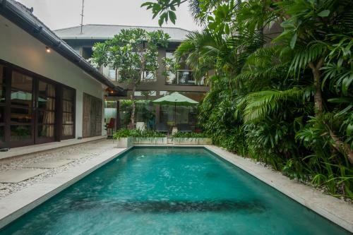 Villa Cicada Executive Residence
