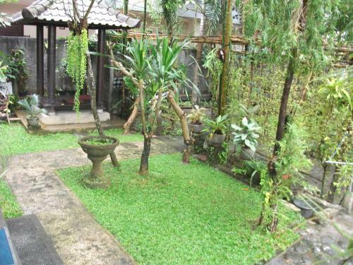 Hostal Gerhana Sari 2 Bungalows