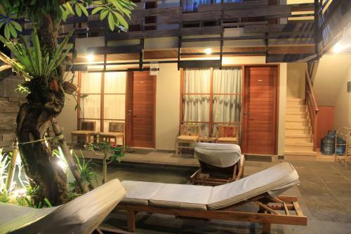 Hostal Semarandana Bedrooms And Pool