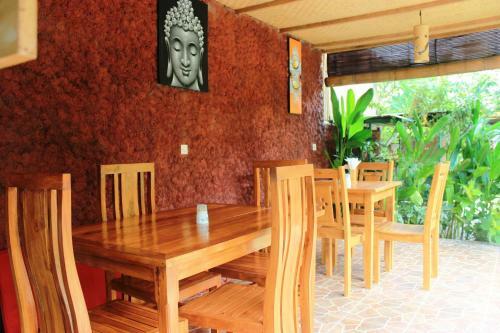 Hostal Pondok Shindu Guest House