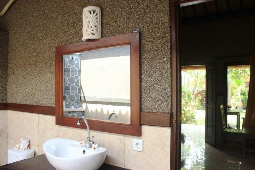 Hostal Pondok Shindu Guest House