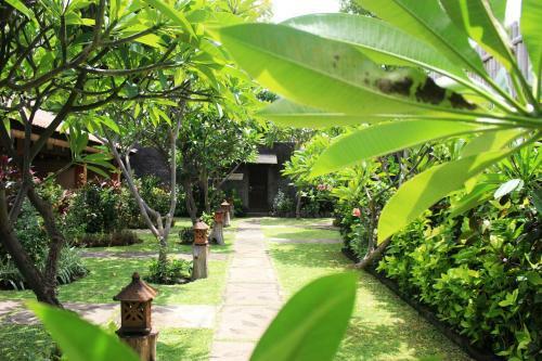 Hostal Pondok Shindu Guest House