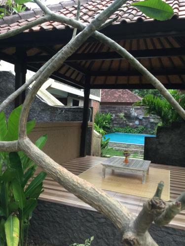 Hotel Dimpil Homestay