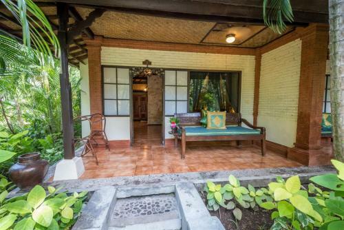 Hotel Pondok Sari Beach & Spa Resort