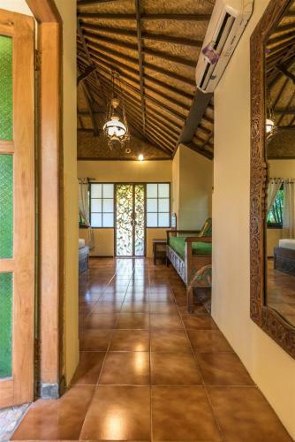 Hotel Pondok Sari Beach & Spa Resort