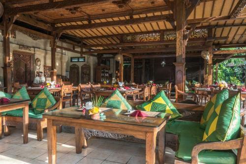 Hotel Pondok Sari Beach & Spa Resort